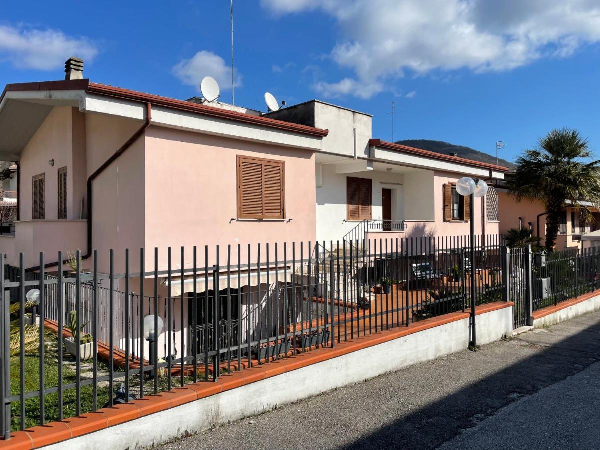 Villa Antonella Pozzilli المظهر الخارجي الصورة